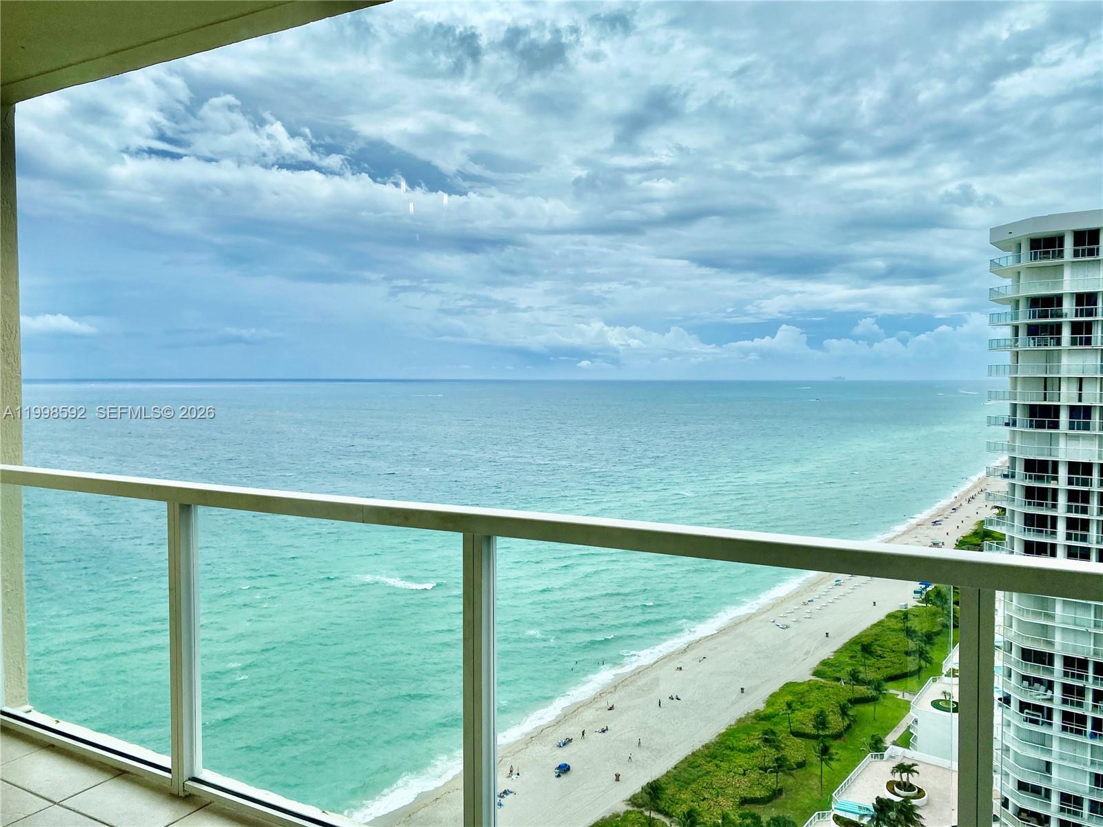 16699 Collins Ave #2510, Sunny Isles Beach FL 33160