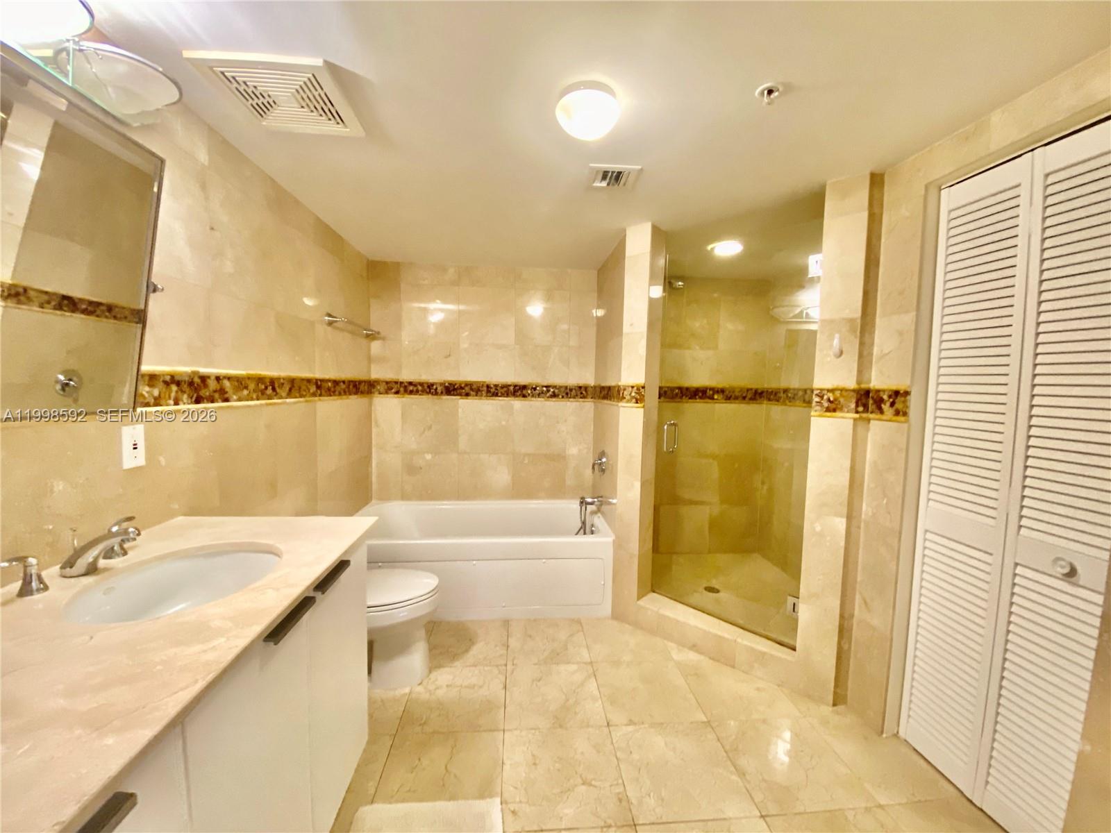 16699 Collins Ave #2510, Sunny Isles Beach FL 33160