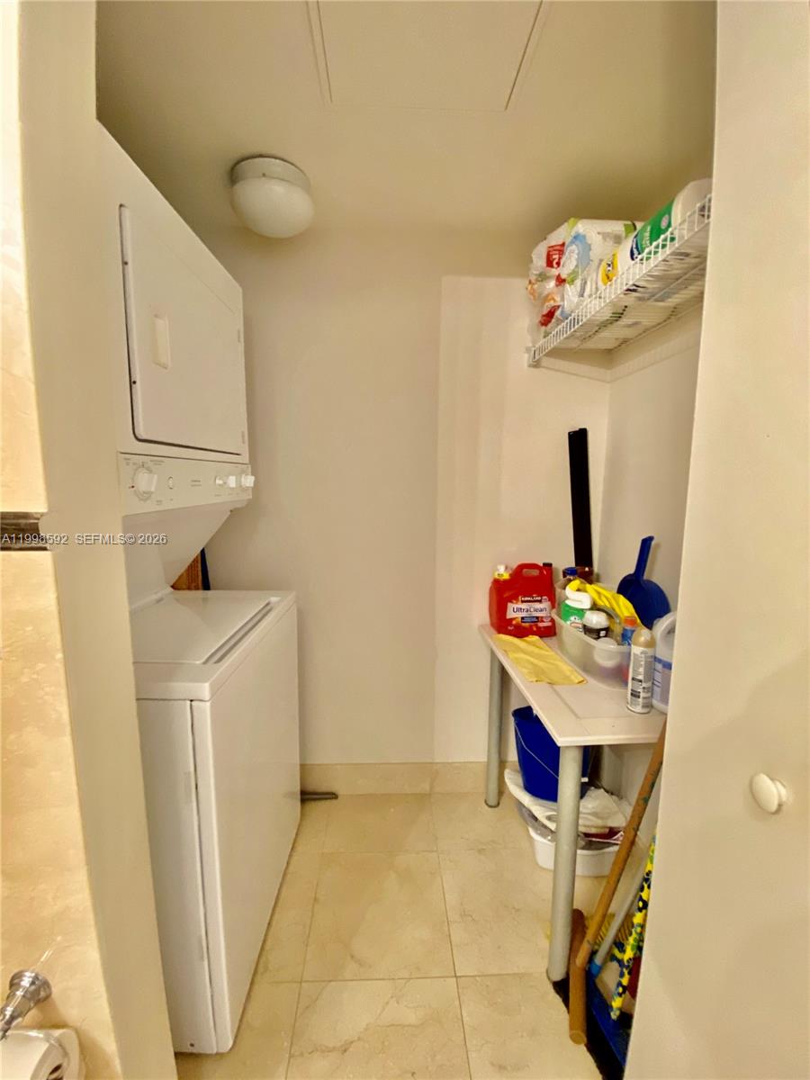 16699 Collins Ave #2510, Sunny Isles Beach FL 33160