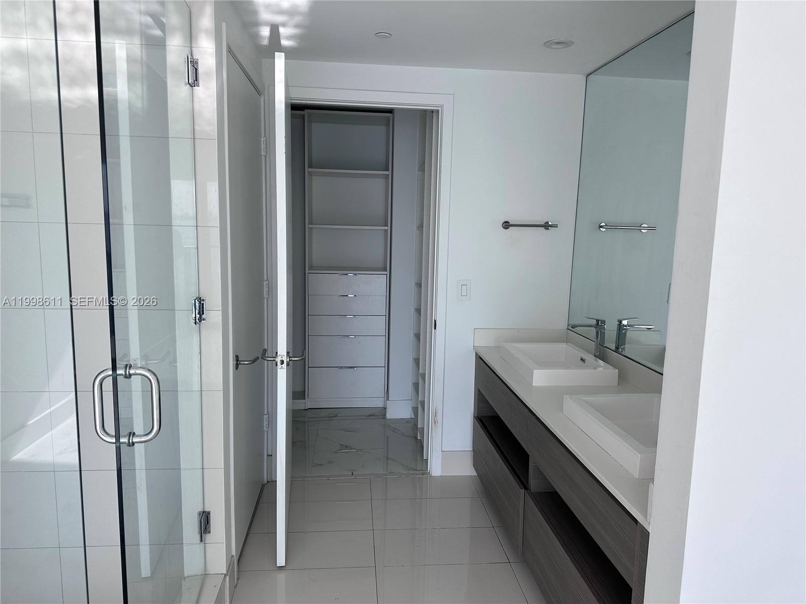 460 NE 28th St #1603, Miami FL 33137