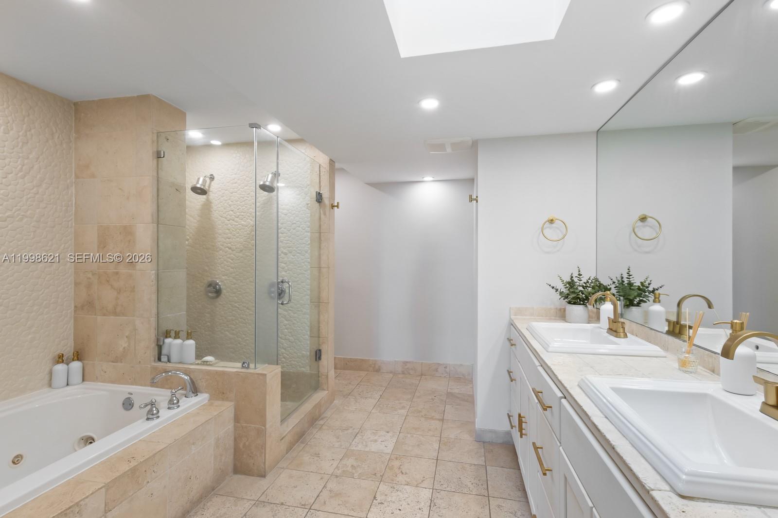 141 CRANDON BLVD #446, Key Biscayne FL 33149