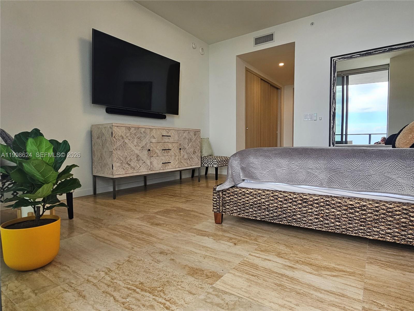 1000 Brickell Plz #PH5503, Miami FL 33131