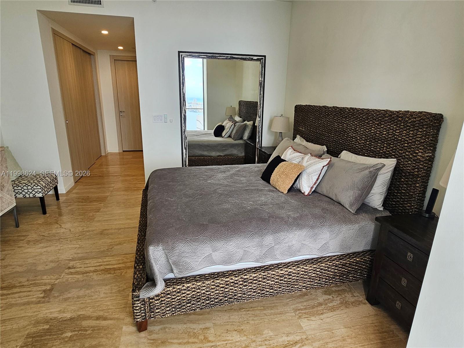 1000 Brickell Plz #PH5503, Miami FL 33131