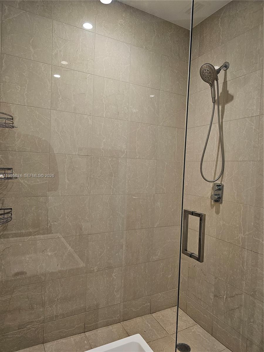 1000 Brickell Plz #PH5503, Miami FL 33131