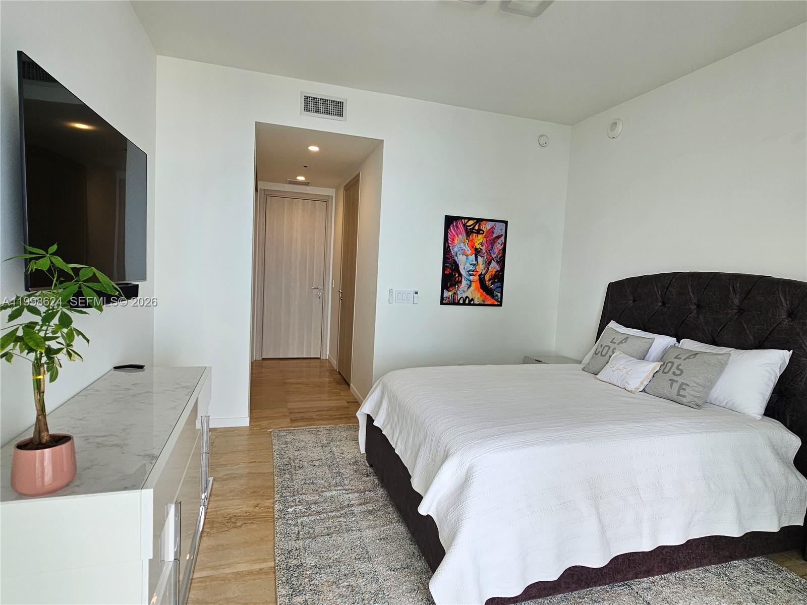 1000 Brickell Plz #PH5503, Miami FL 33131
