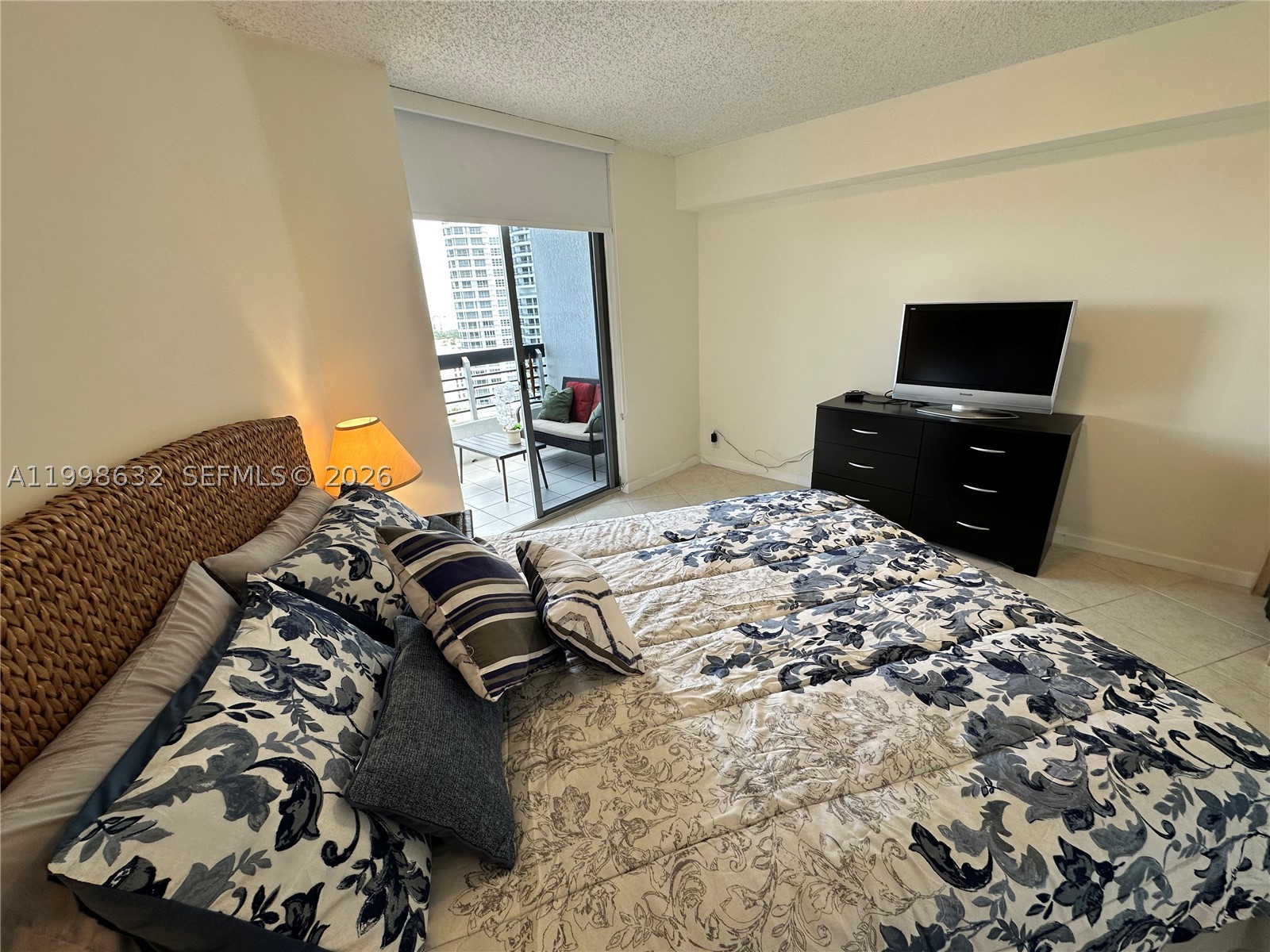 3530 Mystic Pointe Dr #2607, Aventura FL 33180