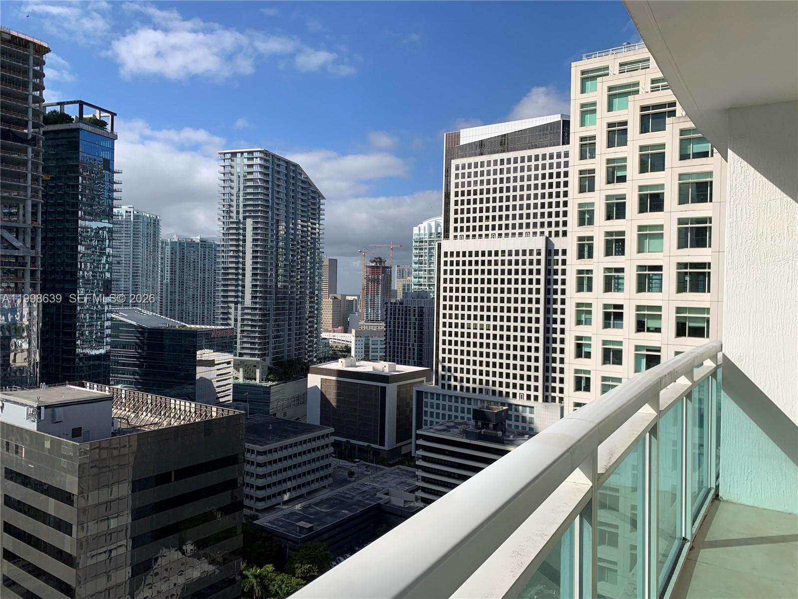 950 Brickell Bay Dr #2801, Miami FL 33131