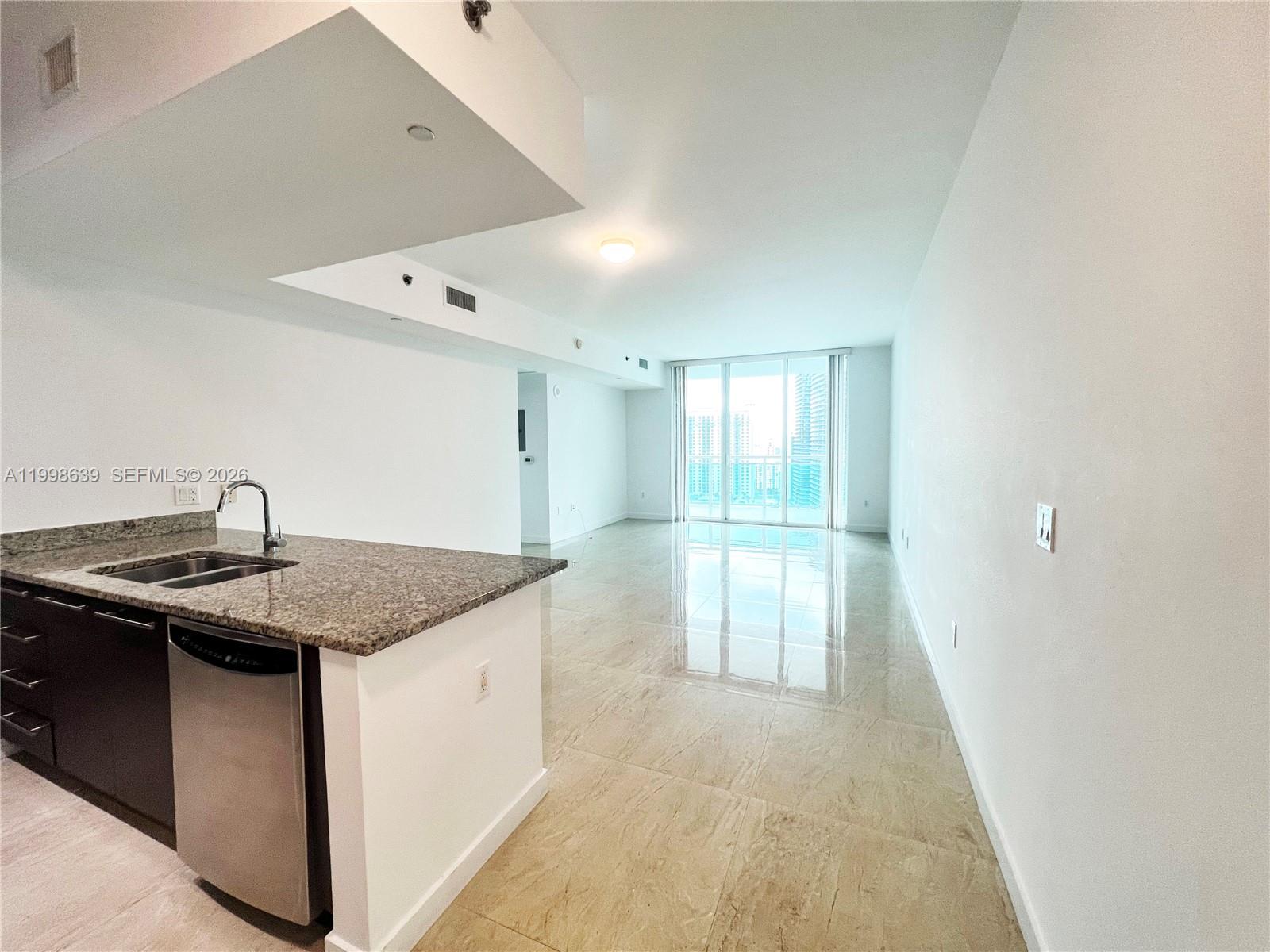 950 Brickell Bay Dr #2801, Miami FL 33131