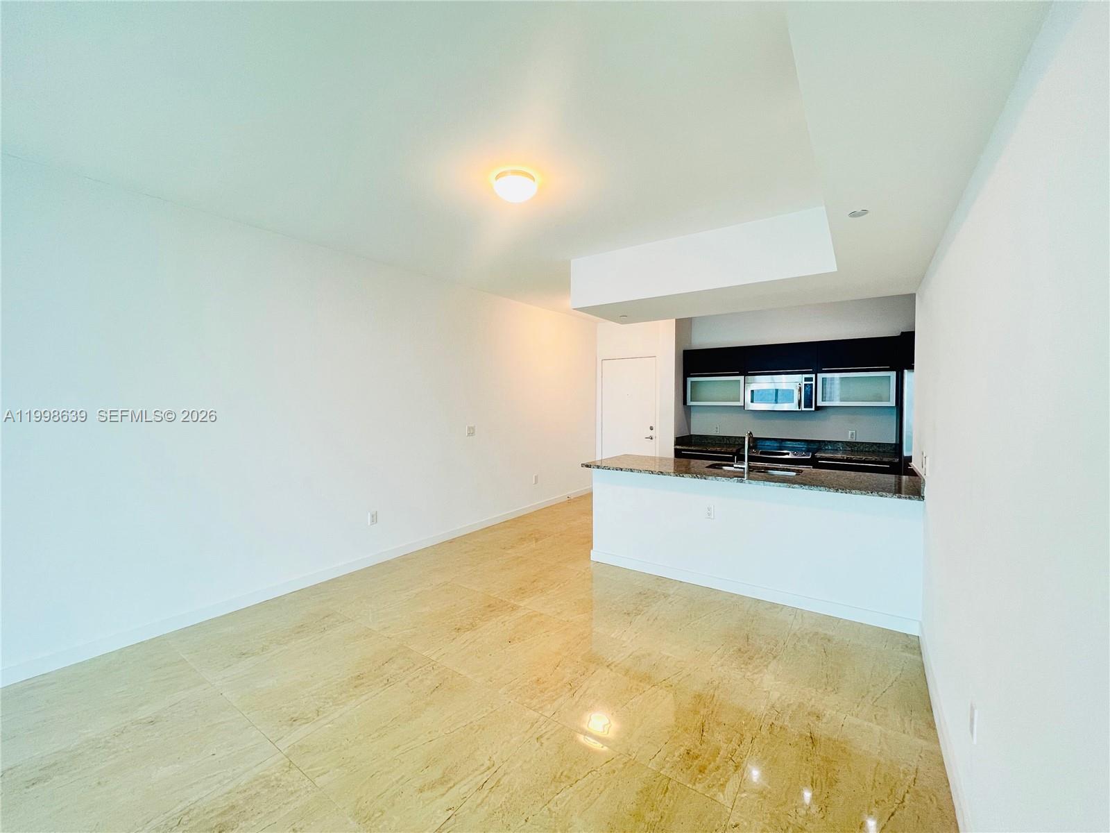 950 Brickell Bay Dr #2801, Miami FL 33131