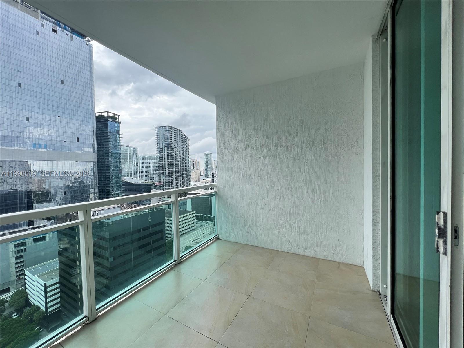 950 Brickell Bay Dr #2801, Miami FL 33131
