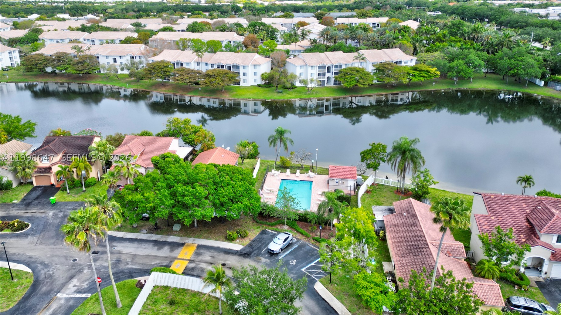 1237 NW 125th Ter, Sunrise FL 33323