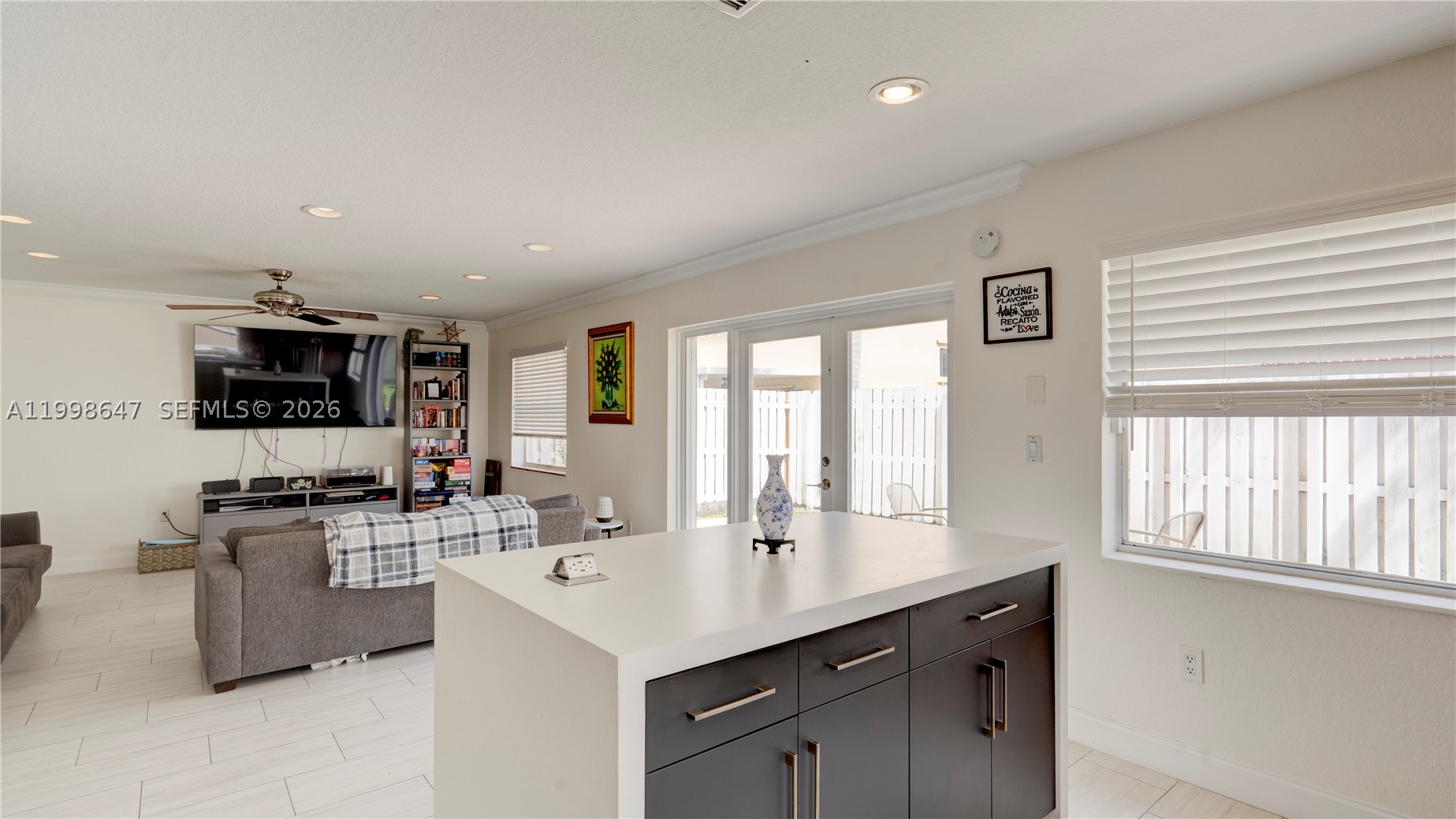 1237 NW 125th Ter, Sunrise FL 33323