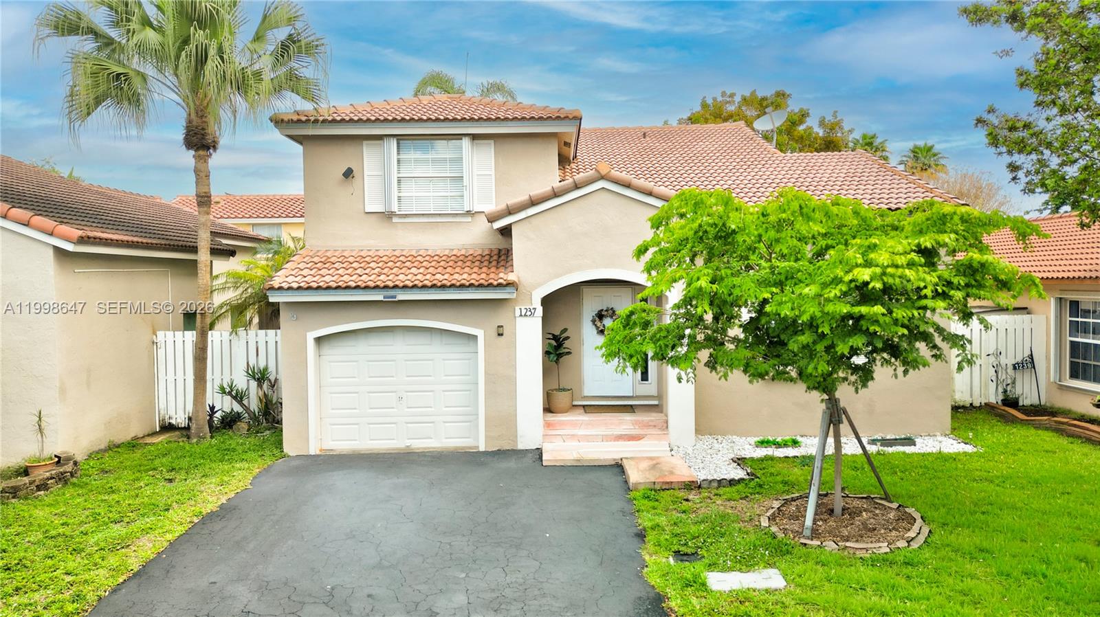 1237 NW 125th Ter, Sunrise FL 33323