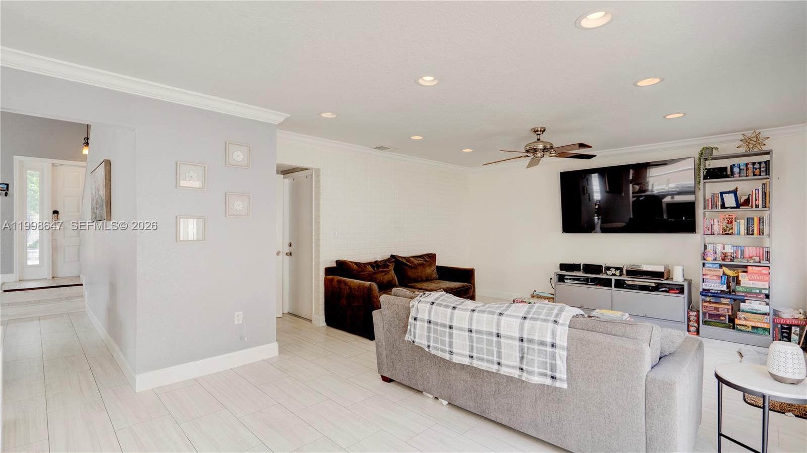 1237 NW 125th Ter, Sunrise FL 33323