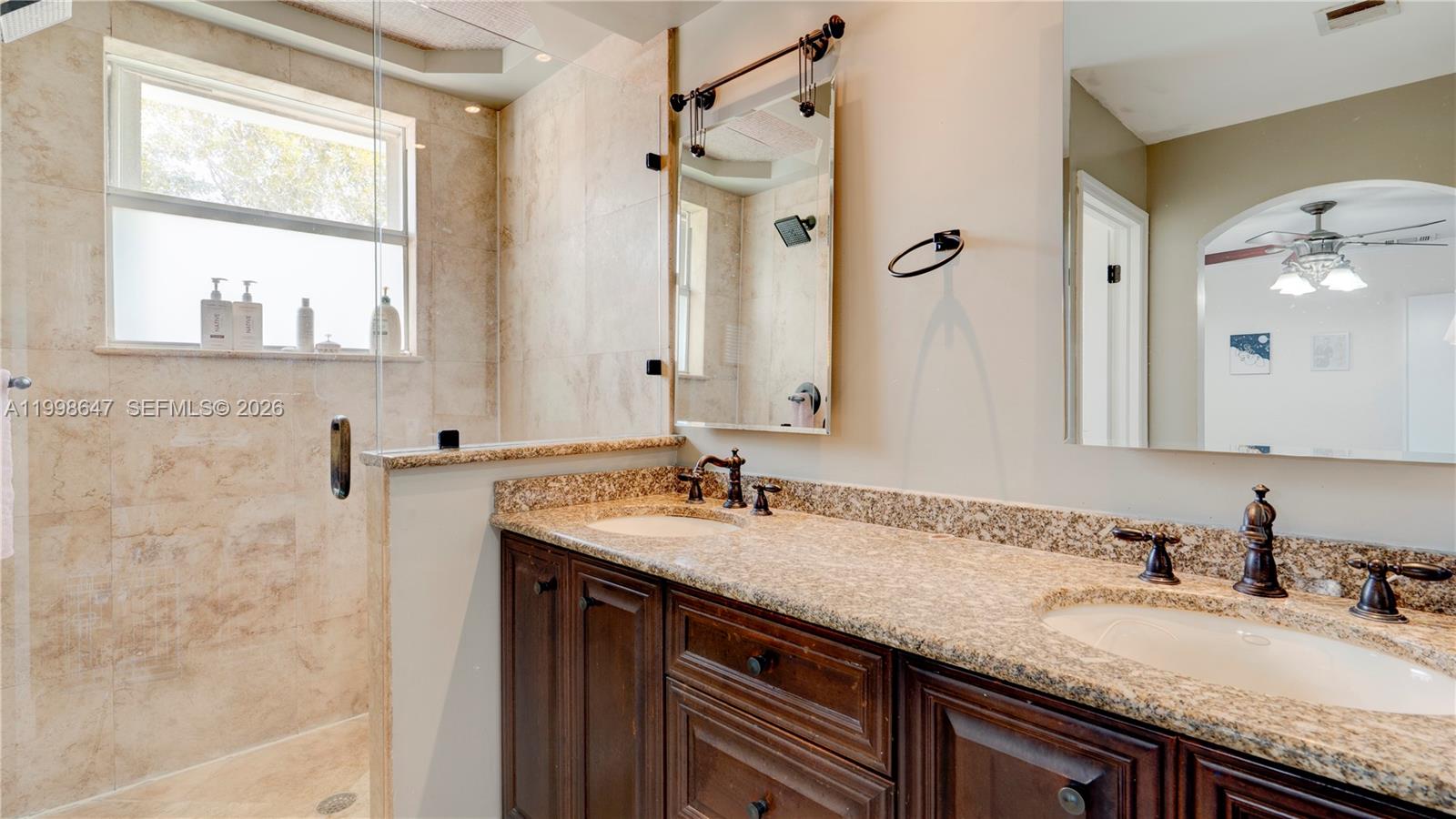 1237 NW 125th Ter, Sunrise FL 33323
