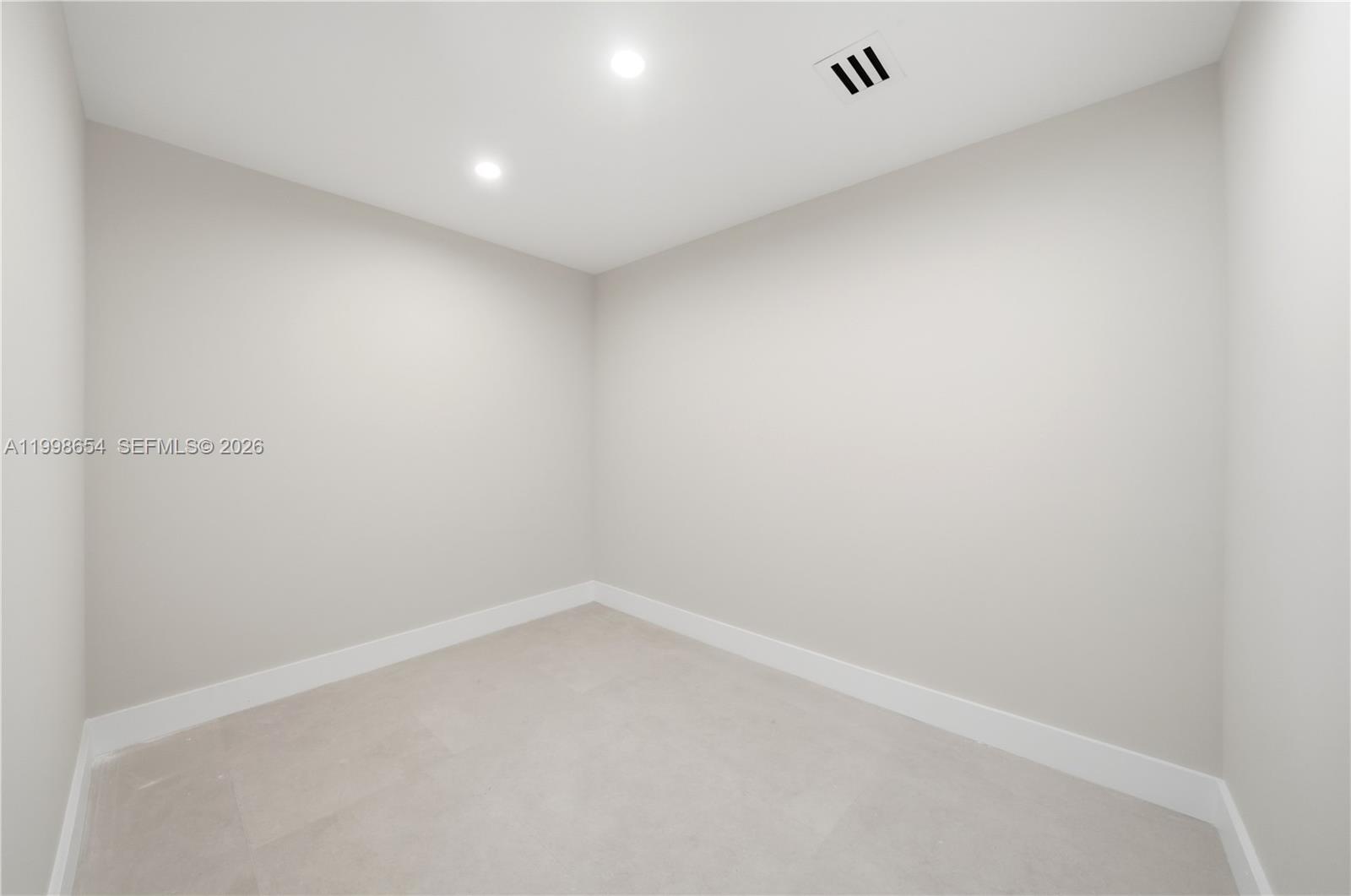 6332 SW 28th St, Miami FL 33155