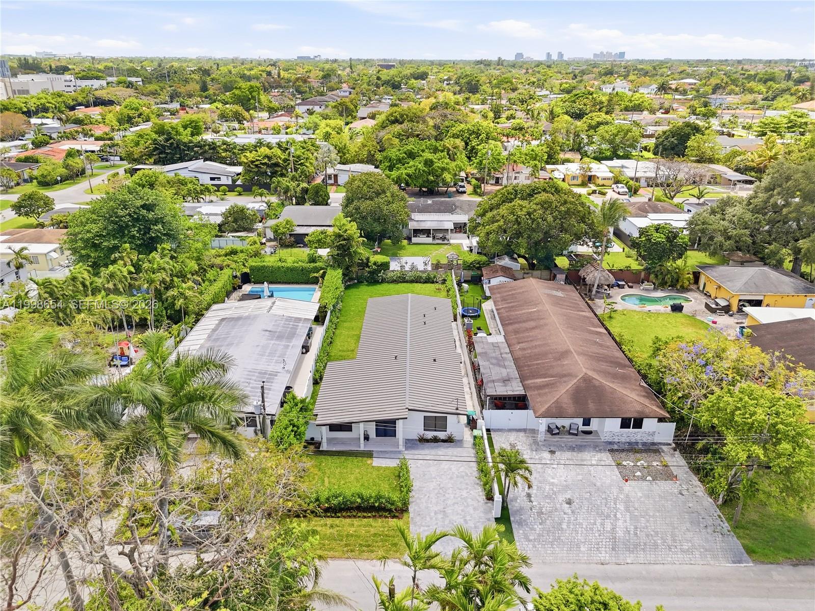 6332 SW 28th St, Miami FL 33155