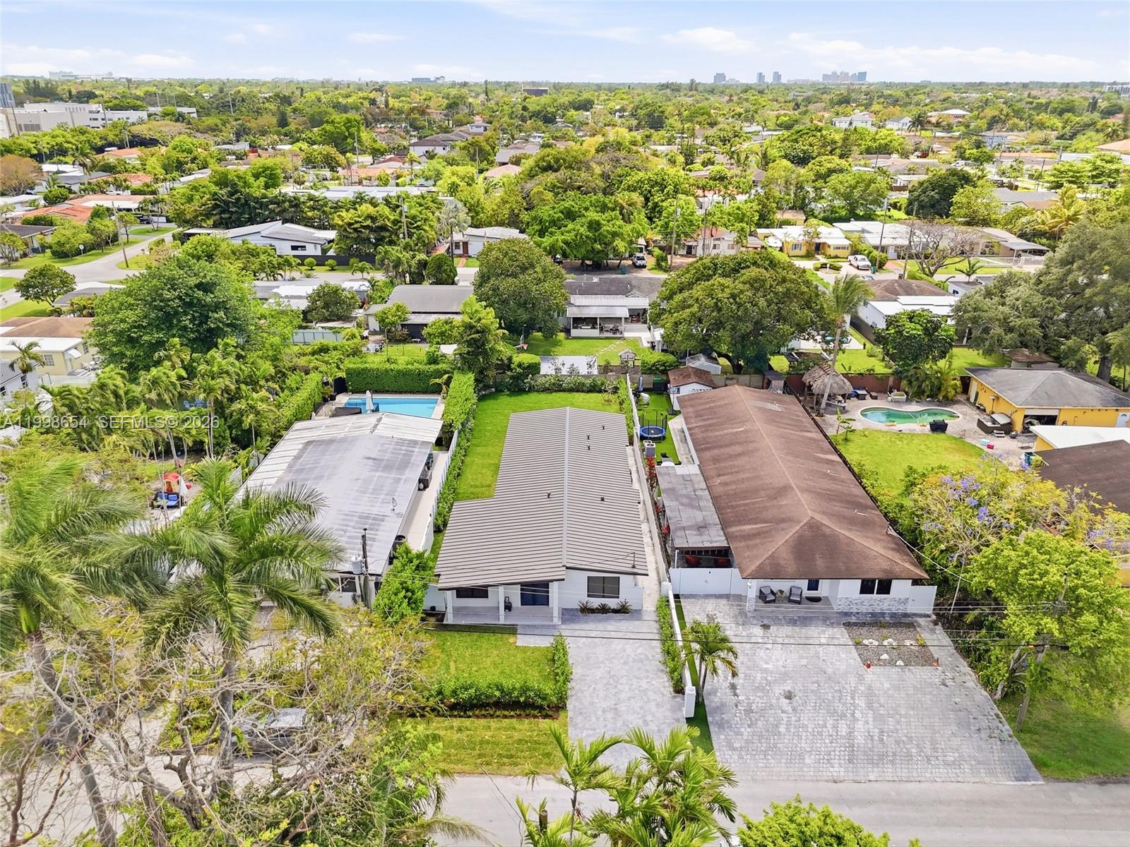 6332 SW 28th St, Miami FL 33155