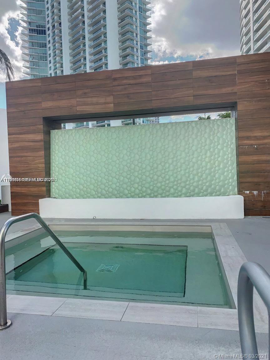 350 S Miami Ave #1605, Miami FL 33130