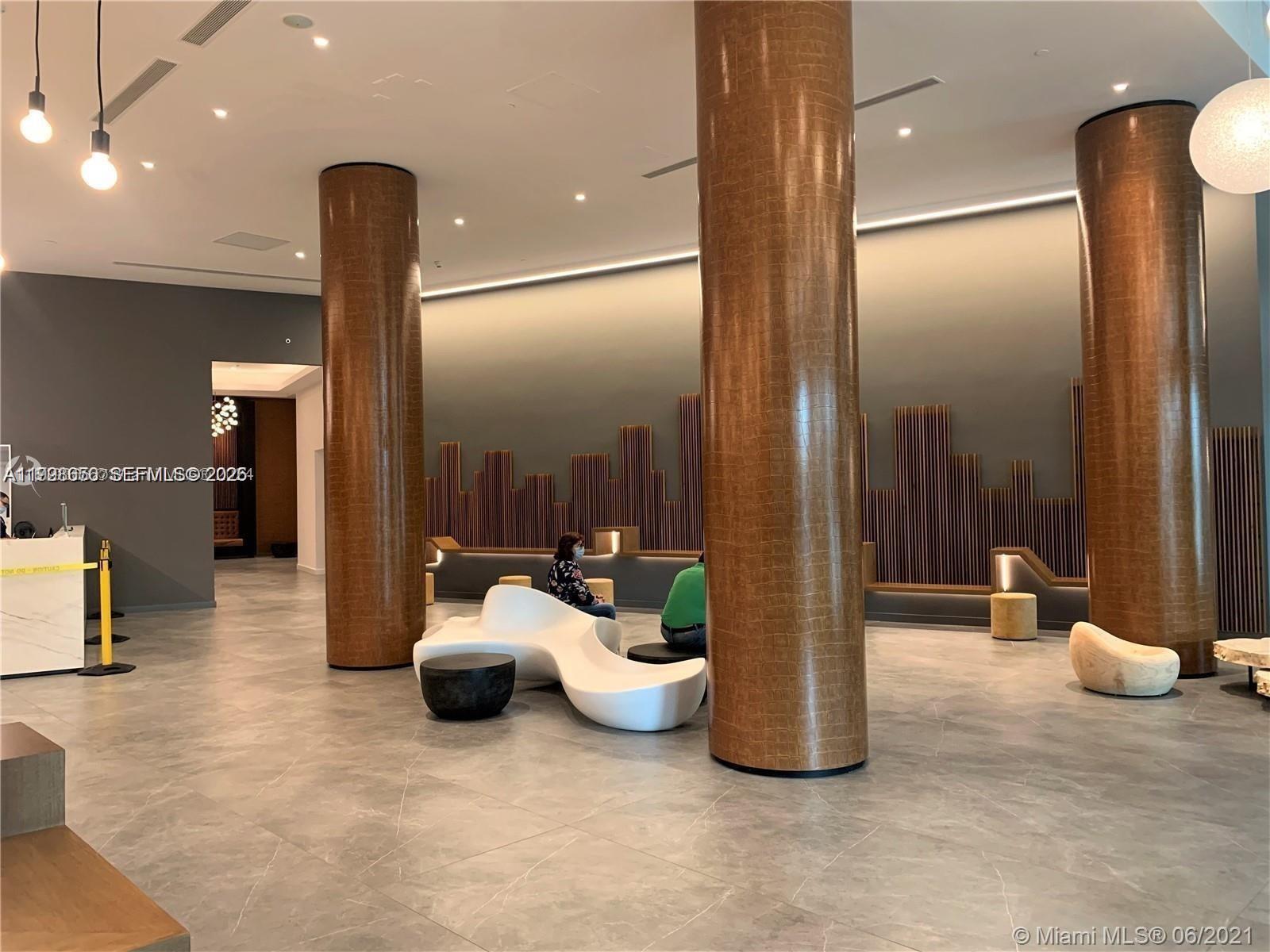 350 S Miami Ave #1605, Miami FL 33130