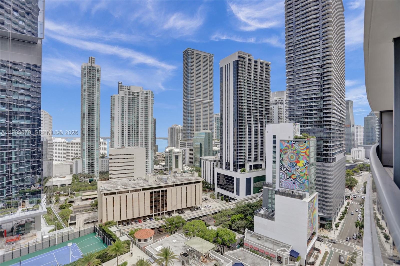 45 SW 9th St #2001, Miami FL 33130