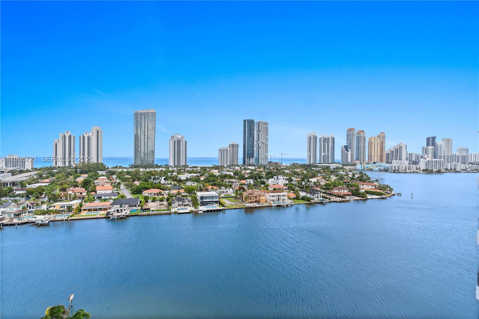 19101 NE 36th Ct #1811, Aventura FL 33180