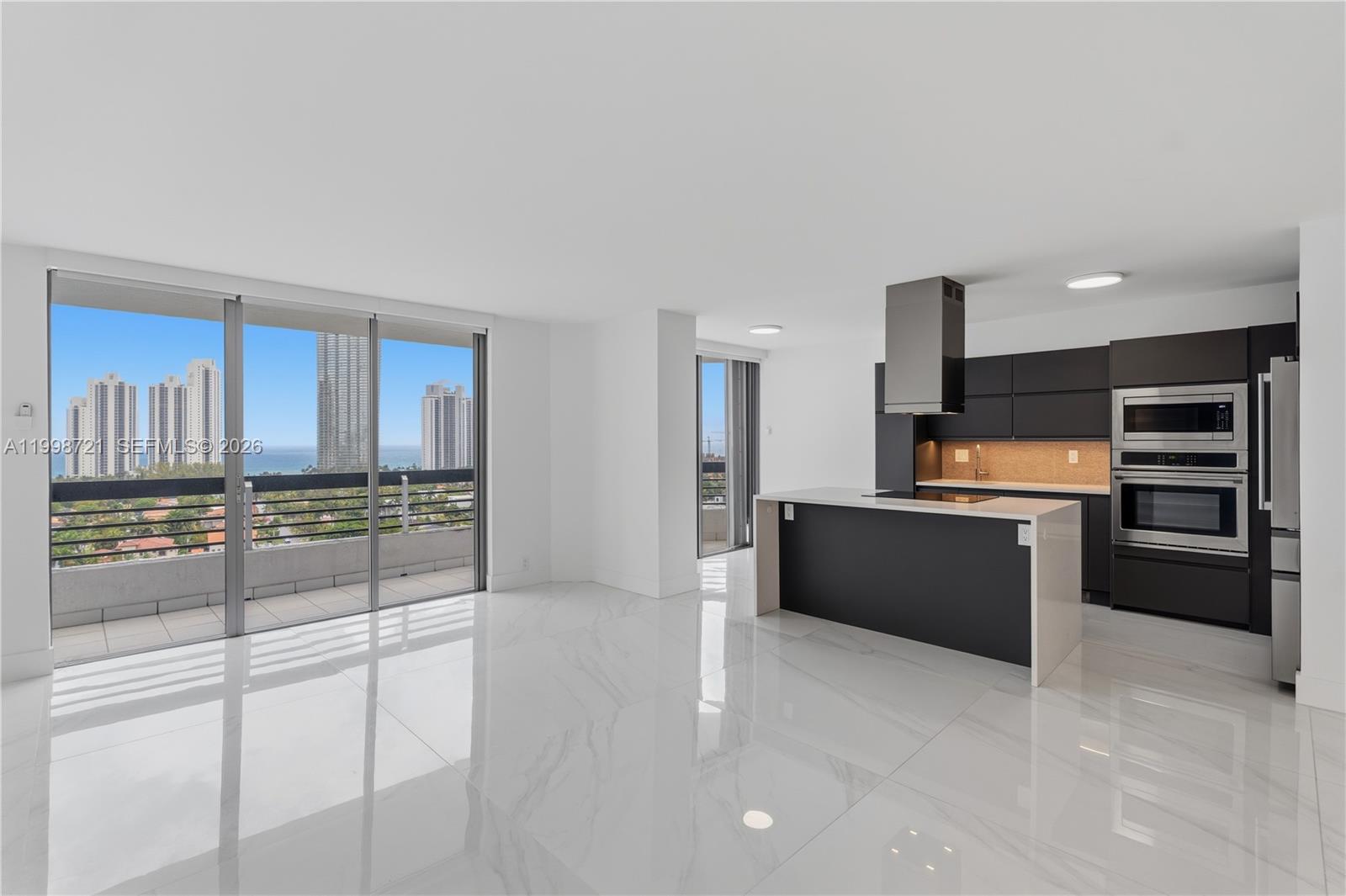 19101 NE 36th Ct #1811, Aventura FL 33180