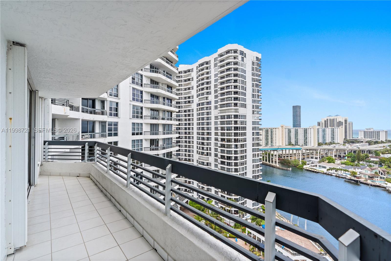19101 NE 36th Ct #1811, Aventura FL 33180