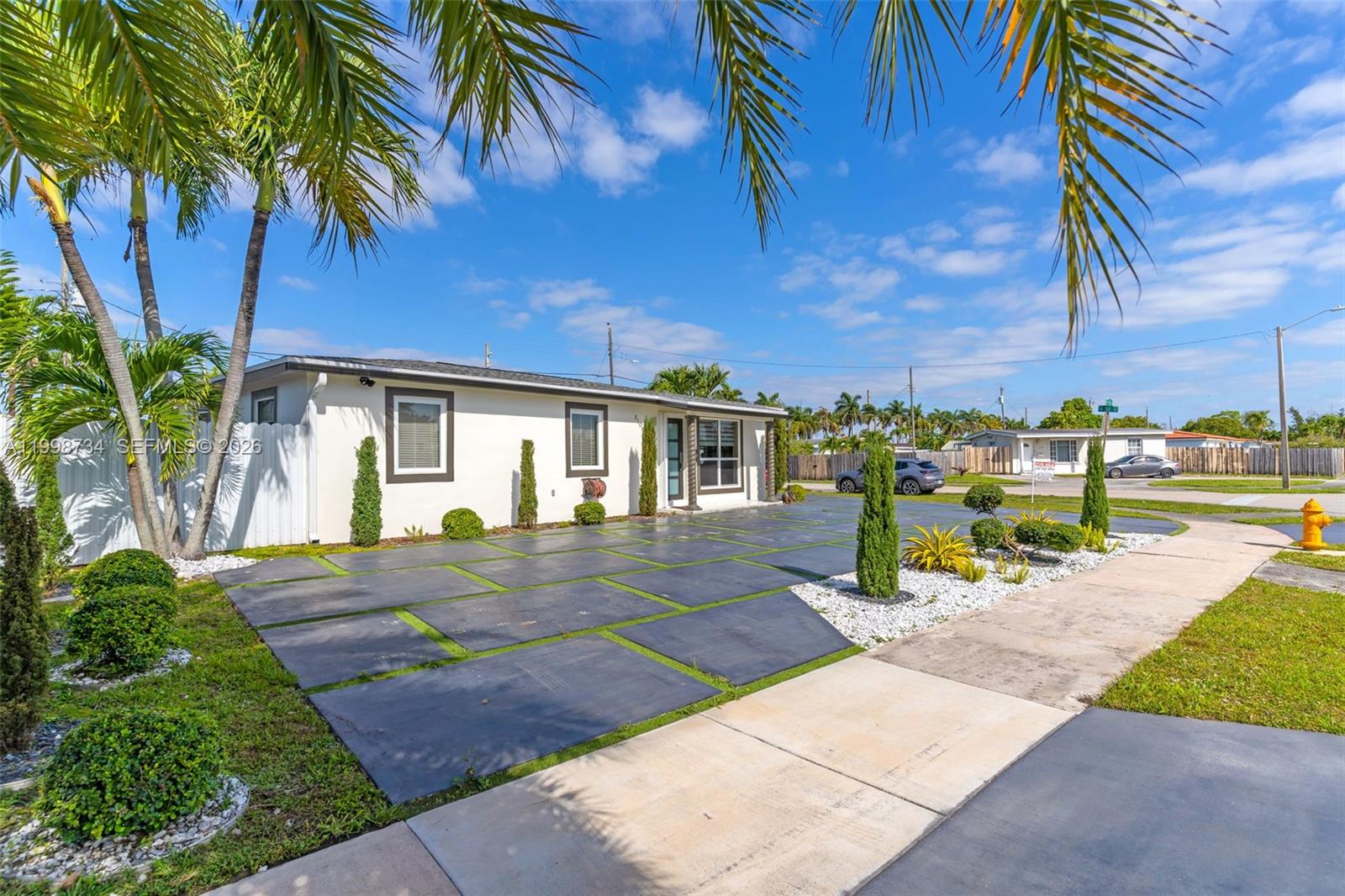 5100 SW 116th Ave, Miami FL 33165