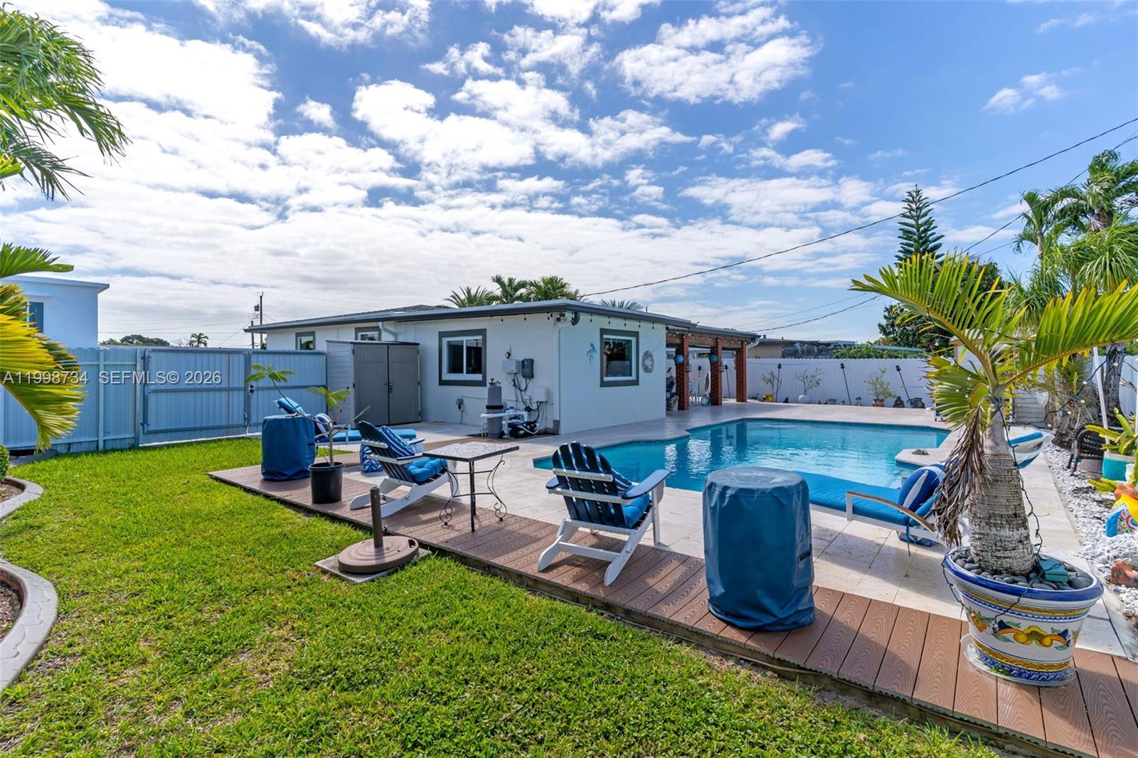 5100 SW 116th Ave, Miami FL 33165