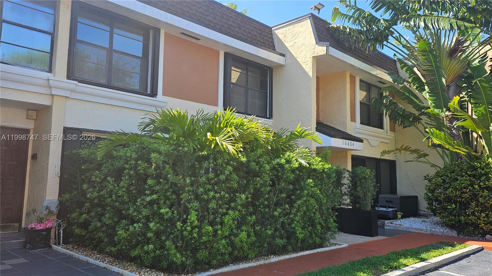16446 NE 27th Pl #38, North Miami Beach FL 33160