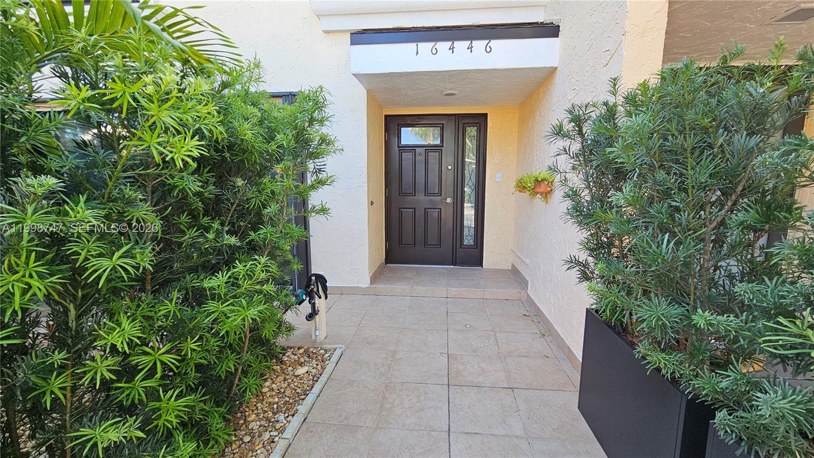 16446 NE 27th Pl #38, North Miami Beach FL 33160