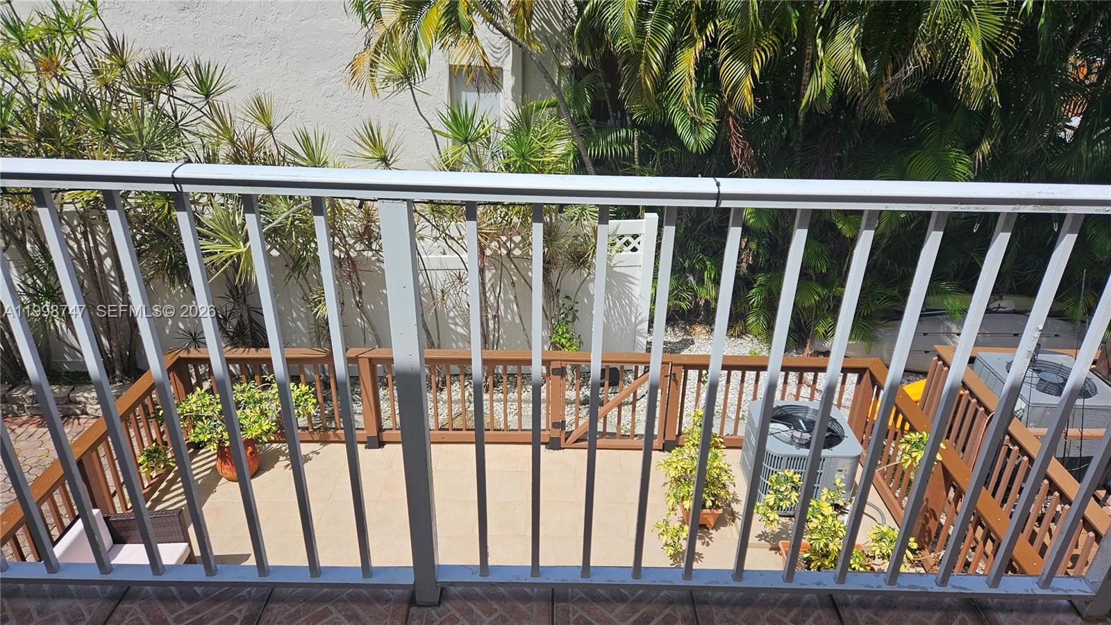 16446 NE 27th Pl #38, North Miami Beach FL 33160