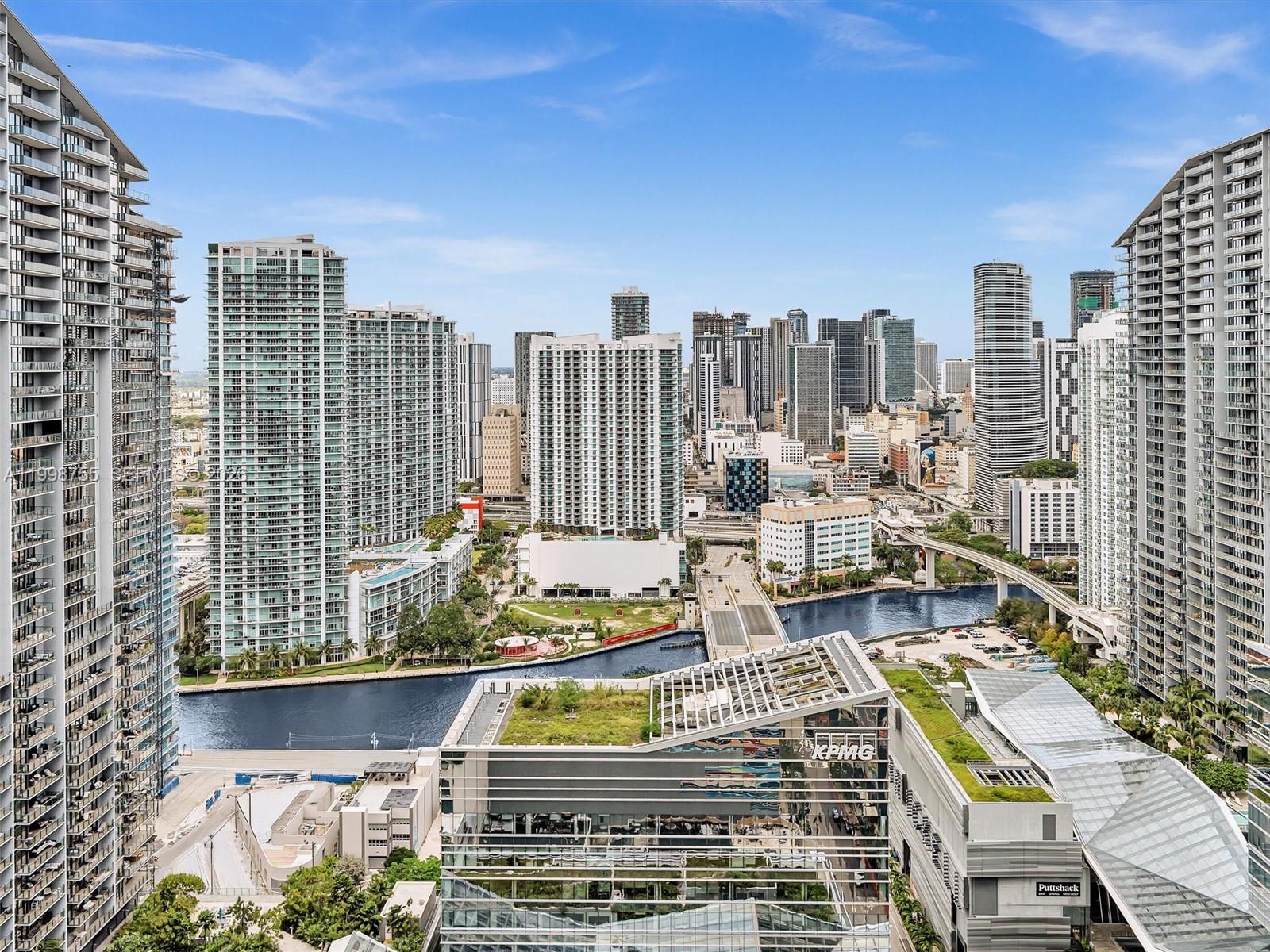 45 SW 9th St #3609, Miami FL 33130