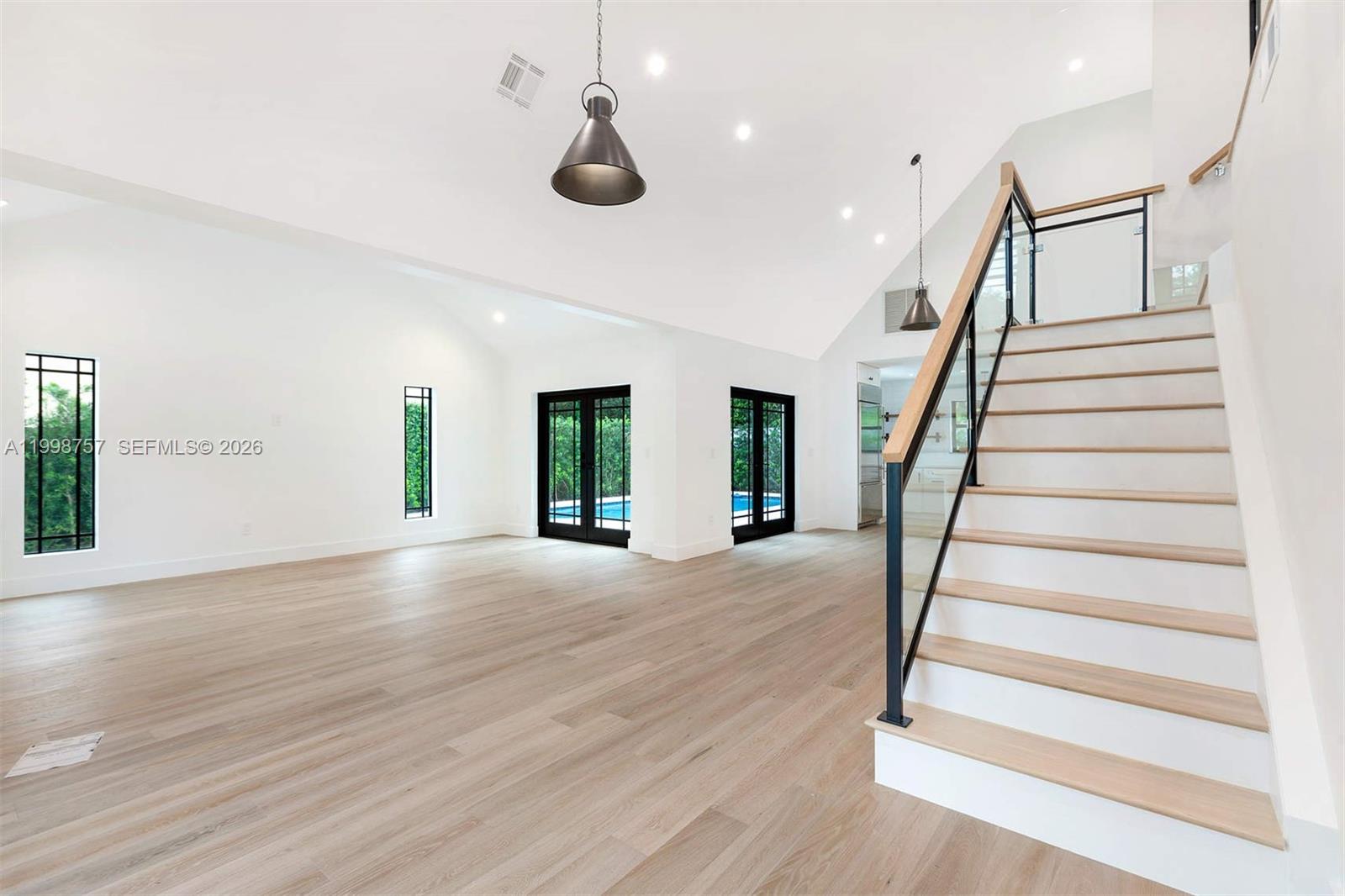 18 Hersey Dr, Ocean Ridge FL 33435