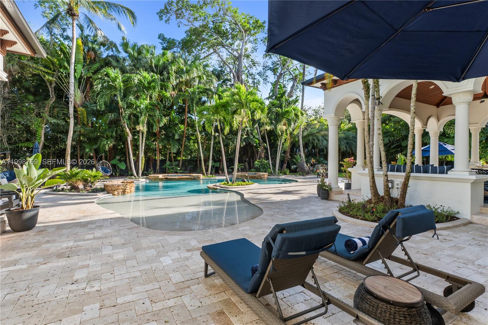6350 SW 107th St, Pinecrest FL 33156