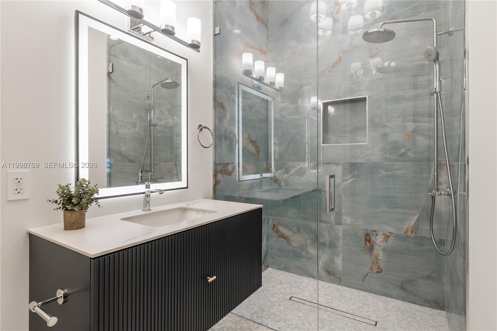 6350 SW 107th St, Pinecrest FL 33156