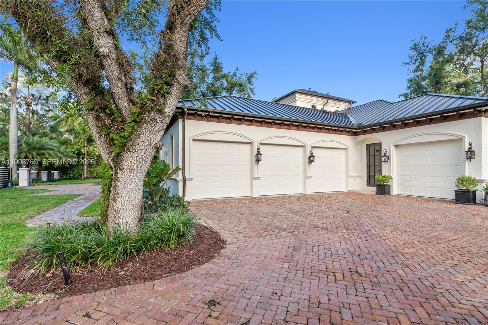 6350 SW 107th St, Pinecrest FL 33156