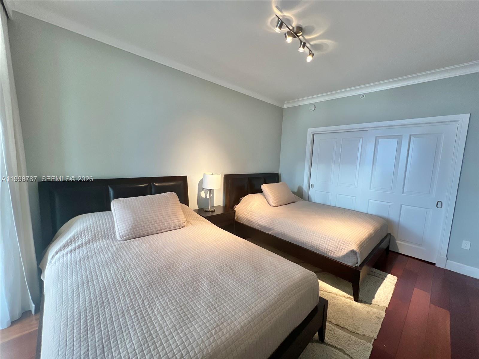 17875 Collins Ave #4305, Sunny Isles Beach FL 33160