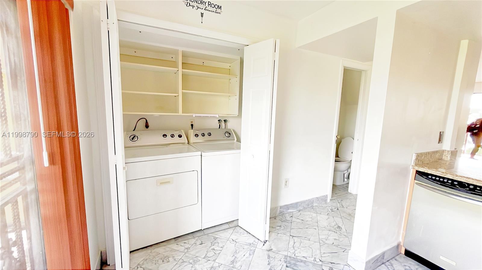 1283 W 51st Place #12, Hialeah FL 33012
