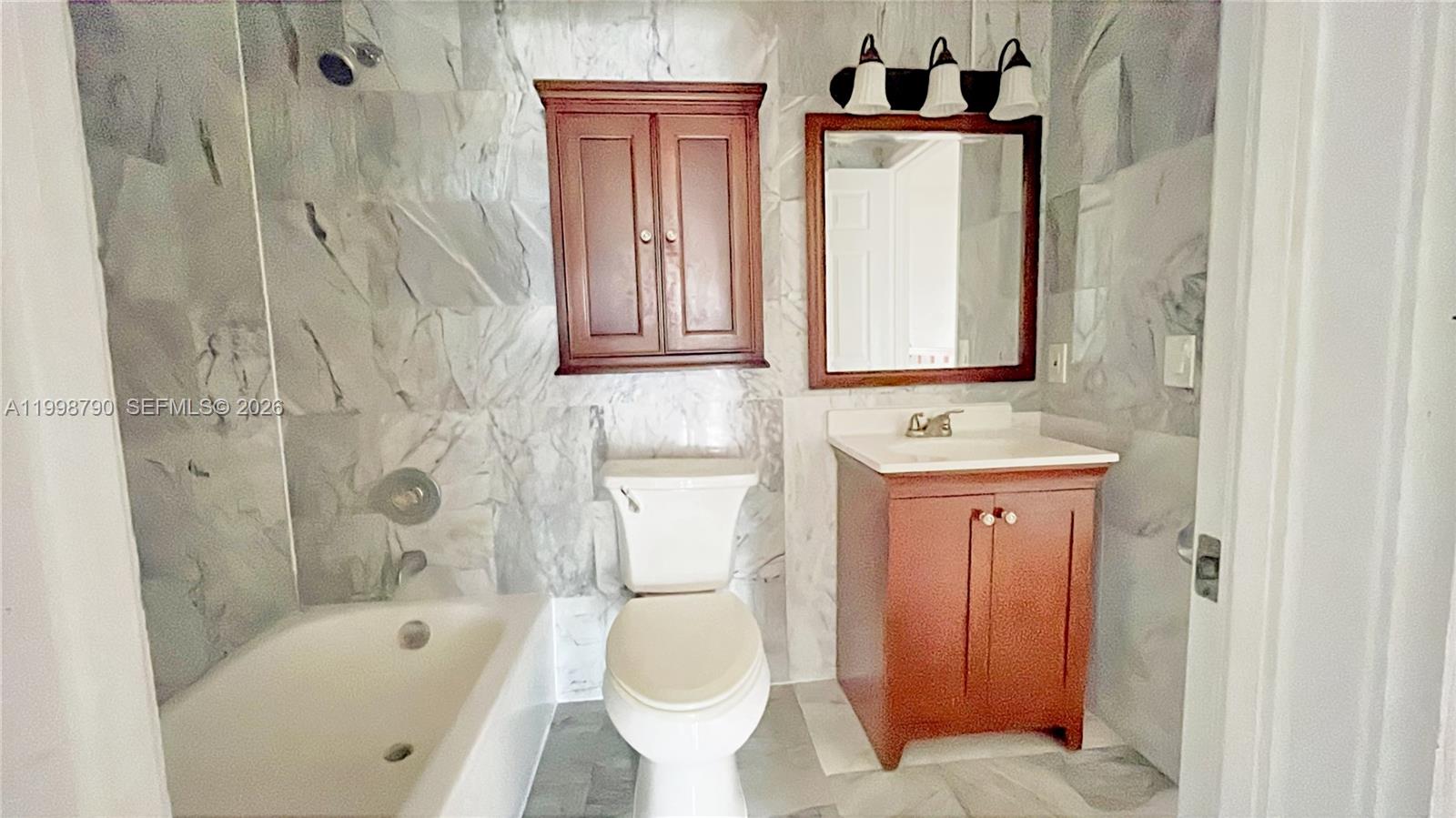1283 W 51st Place #12, Hialeah FL 33012