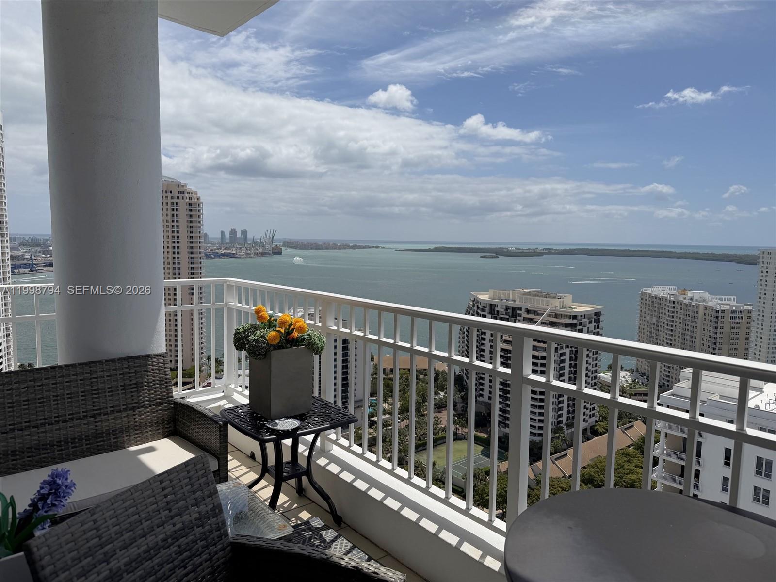 801 Brickell Key Blvd #3207, Miami FL 33131