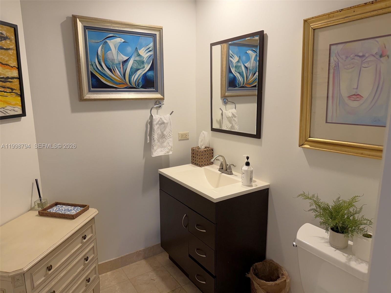 801 Brickell Key Blvd #3207, Miami FL 33131