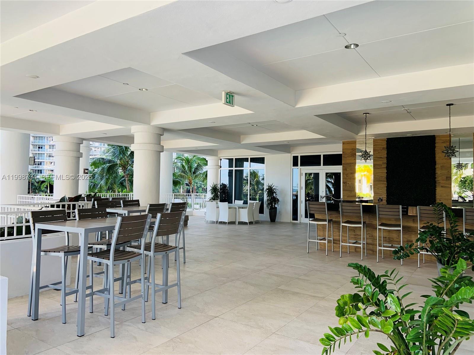 801 Brickell Key Blvd #3207, Miami FL 33131