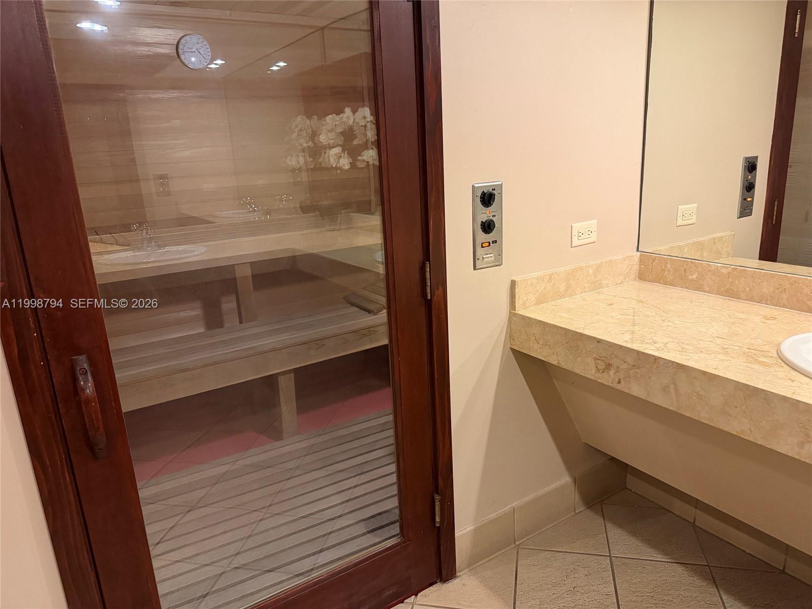 801 Brickell Key Blvd #3207, Miami FL 33131