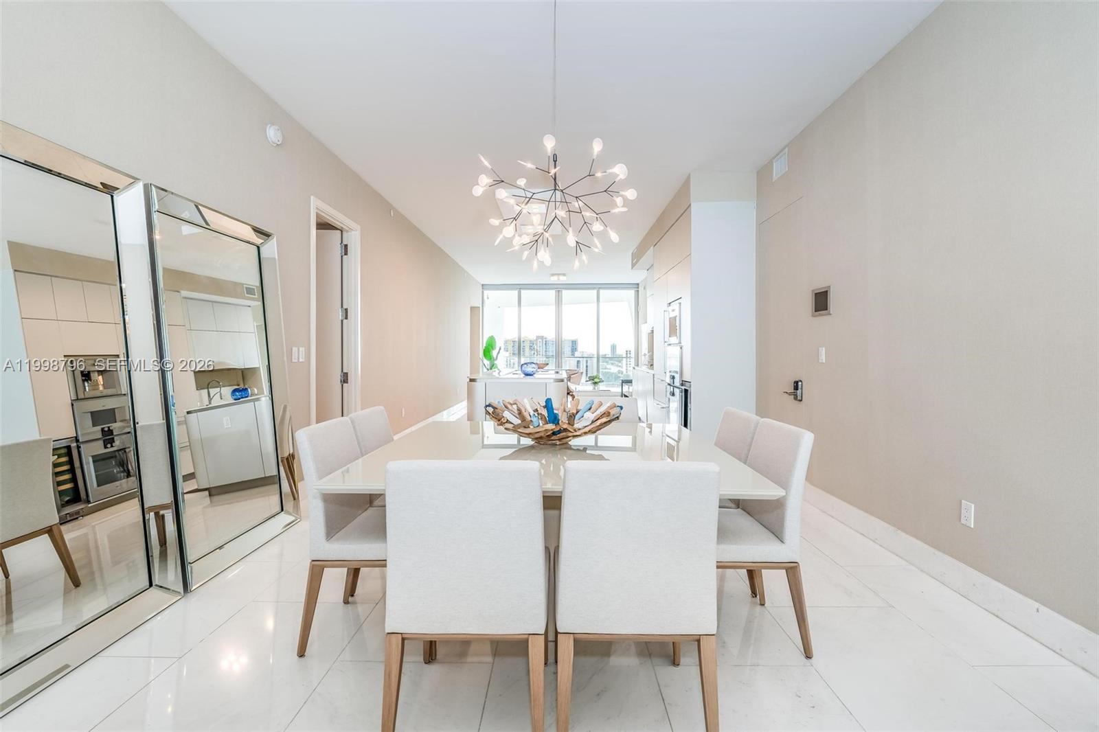 16901 Collins Ave #903, Sunny Isles Beach FL 33160