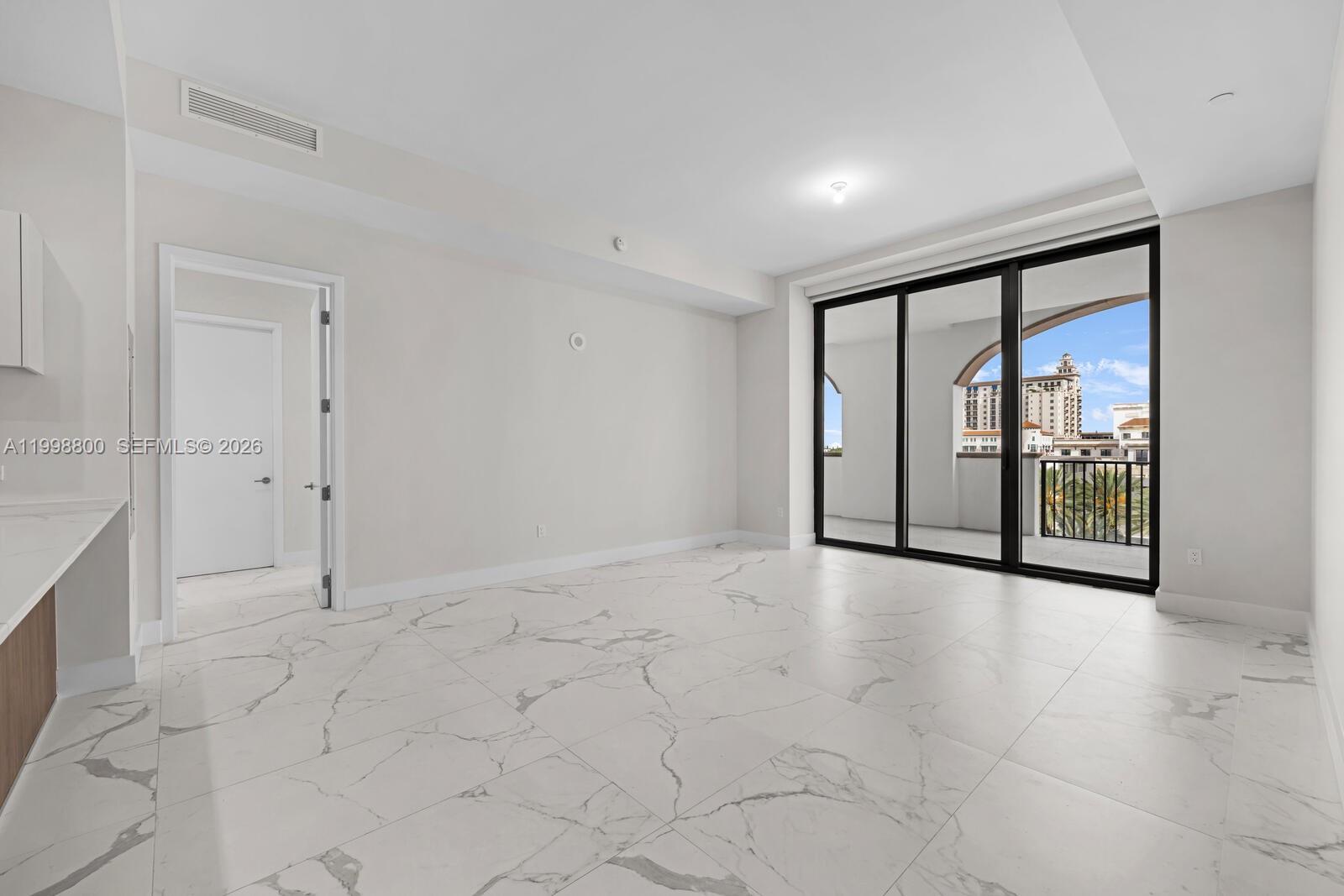 275 Giralda Ave #6E, Coral Gables FL 33134