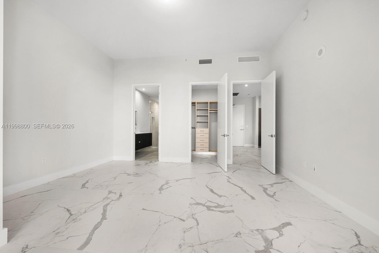 275 Giralda Ave #6E, Coral Gables FL 33134