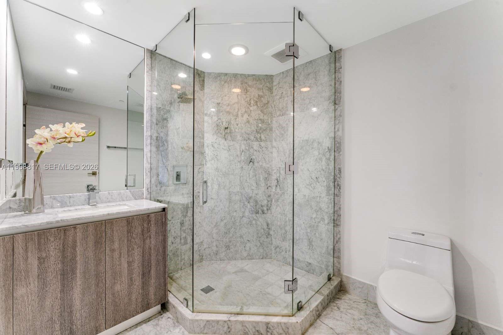 801 S Miami Ave #3804, Miami FL 33130