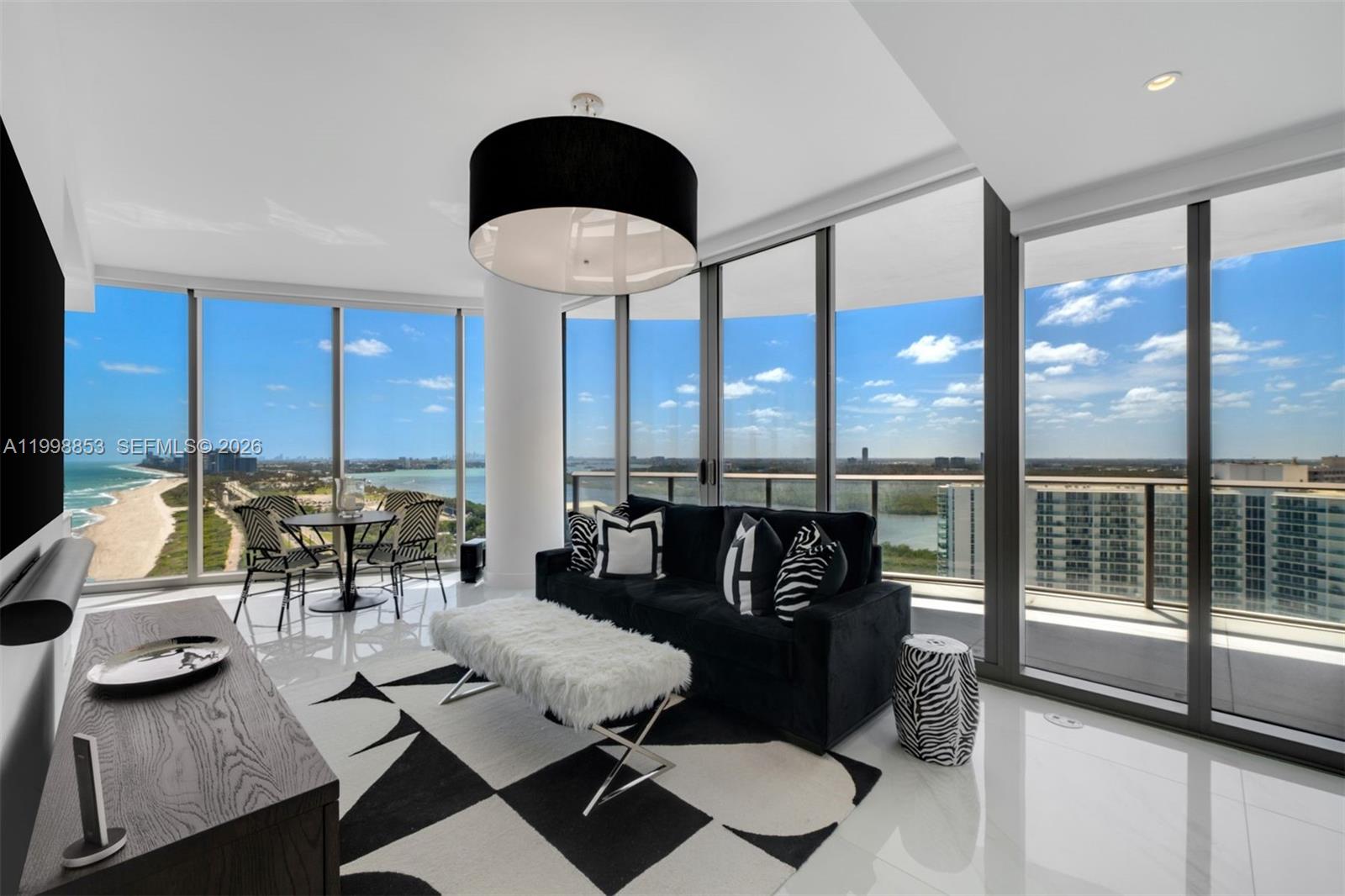 15701 Collins Ave #2005, Sunny Isles Beach FL 33160